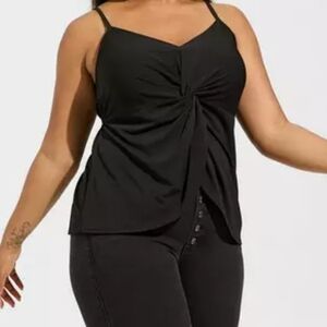 Torrid Black Twist-Front Studio Crepe SIZE 3 (3X)